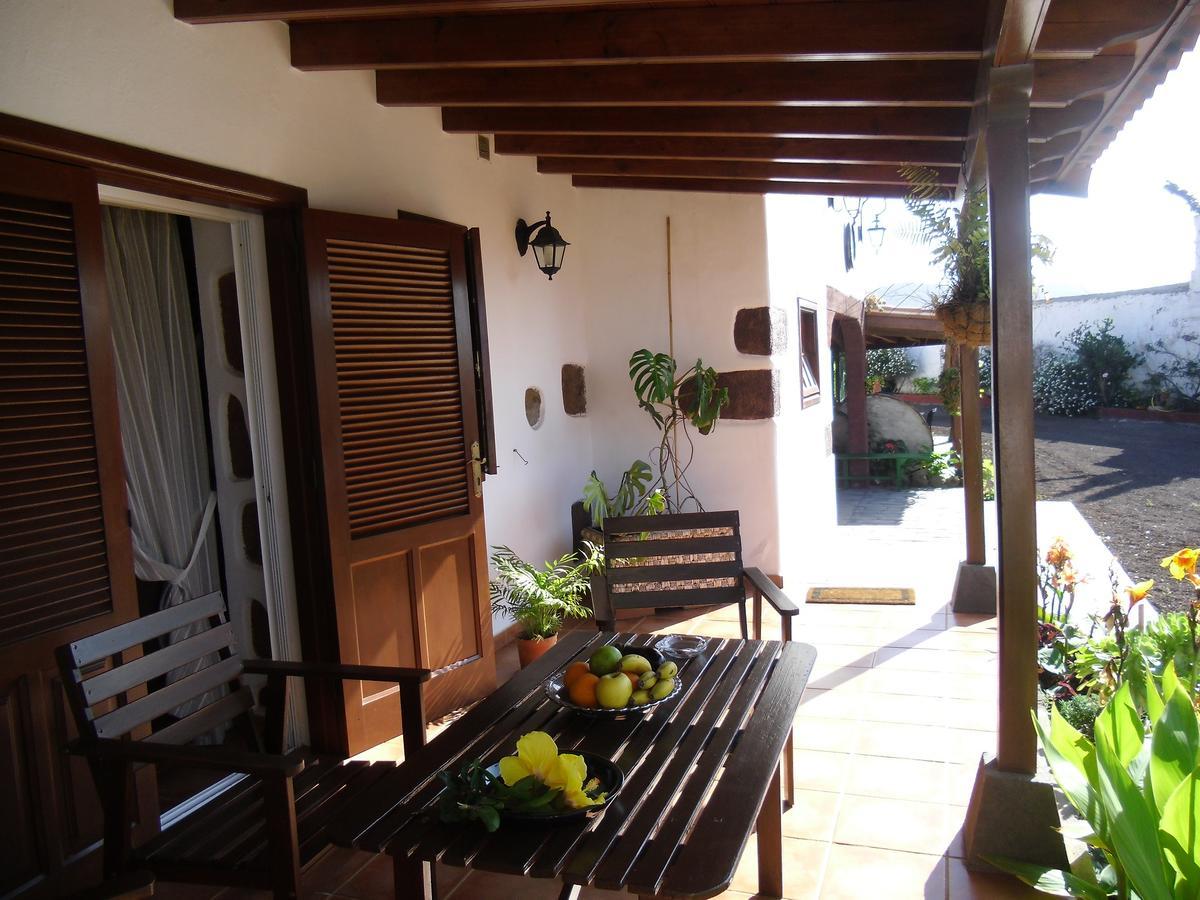 Finca El Picacho Apartments In The Countryside 2 Km From The Beach Tejina Bagian luar foto